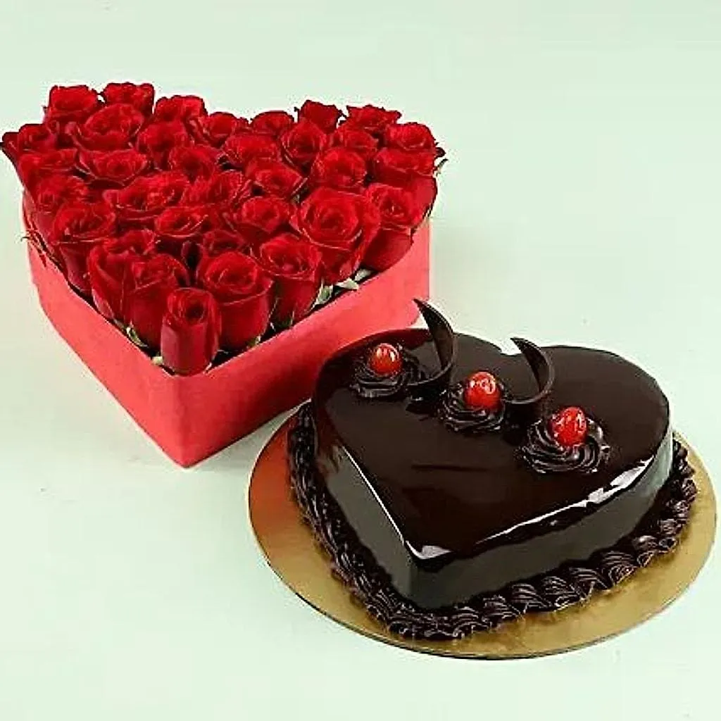 Roses Heart With Truffle Cake